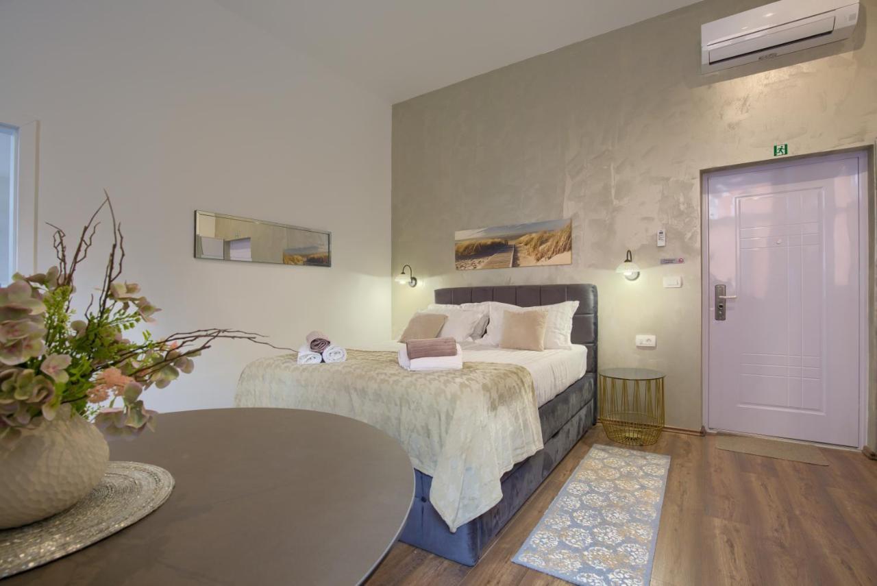 Pasko Properties Rental Пула Экстерьер фото
